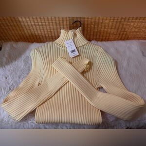 NWT Tory burch ribbed knit turtleneck sweater Vanilla custard M